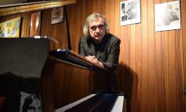Marcelo López lleva su música a Clásica y Moderna, en una propuesta única de blues y rock