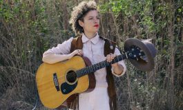 Sol Bassa presenta Madera Rosa, su esperado quinto álbum de estudio